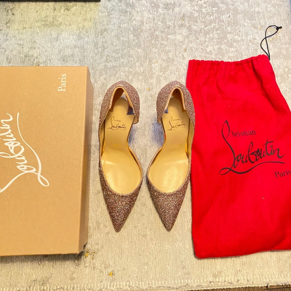 Christian Louboutin Iriza pumps